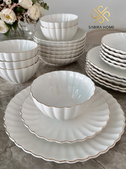 Porzellan mit Goldrand