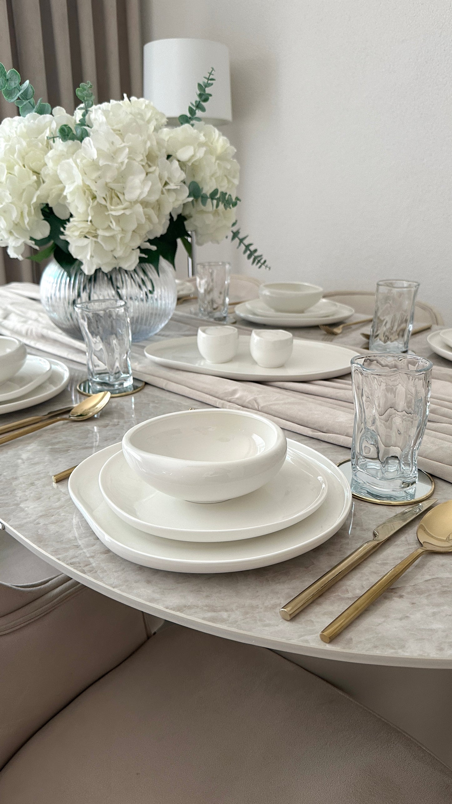Wave tableware set for 6 people, 27 pieces.